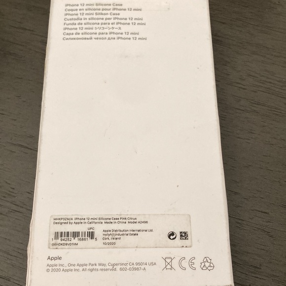 iPhone 12 mini silicone case - Picture 4 of 6